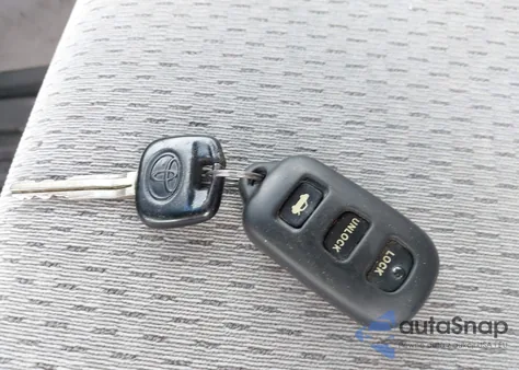 2002 Toyota Camry Le from USA, damaged, VIN 4T1BE32K42U515374